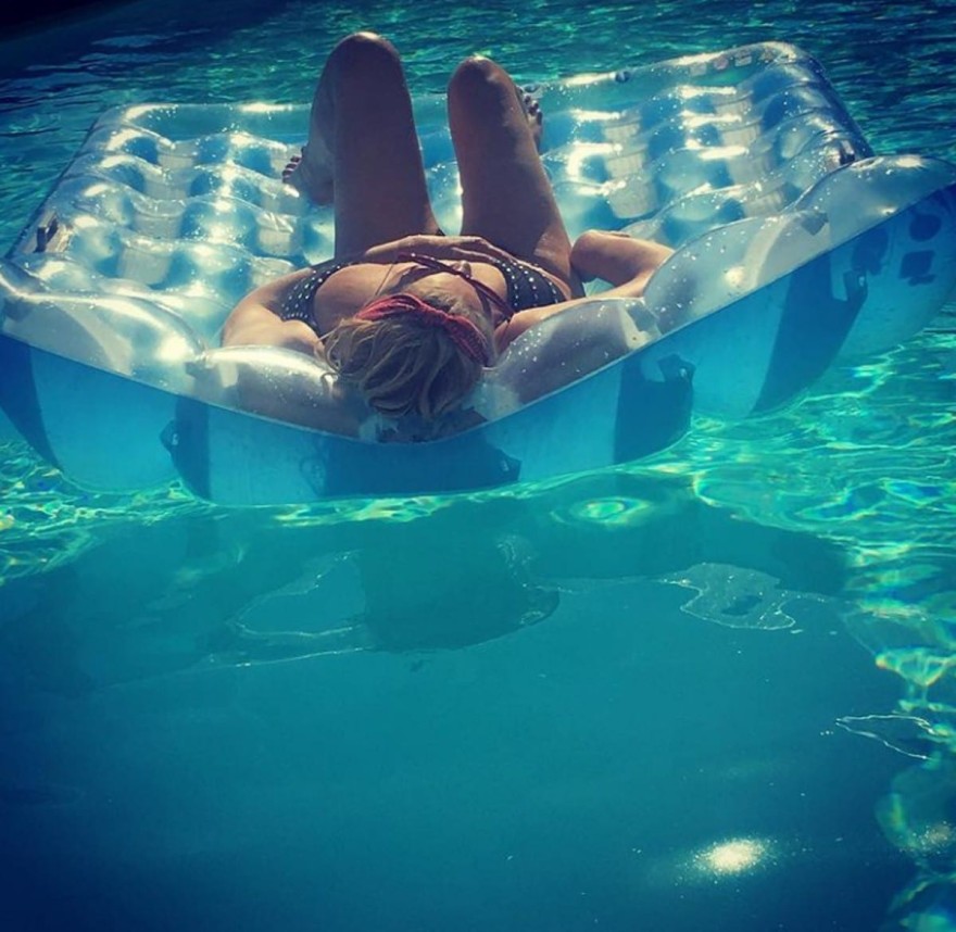 Κορομηλά πισίνα