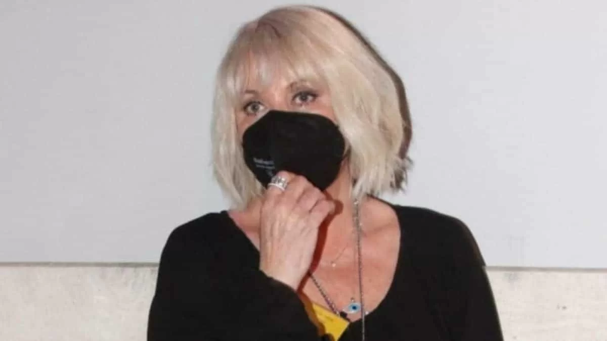 «Σταματήστε επιτέλους να...» - Ασύλληπτο δημόσιο ξέσπασμα από την Ρούλα Κορομηλά