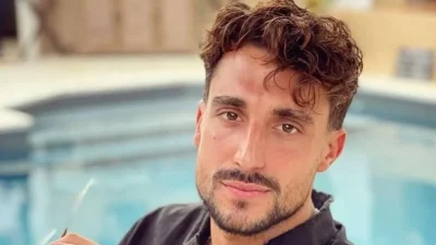 O Σάκης Κατσούλης έγινε κουμπάρος - Φωτογραφίες από την πιο σημαντική μέρα της ζωής του