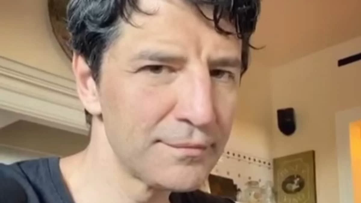 Στιγμές συγκίνησης για το Σάκη Ρουβά –Τελευταία βόλτα στη Θεσσσαλονίκη…