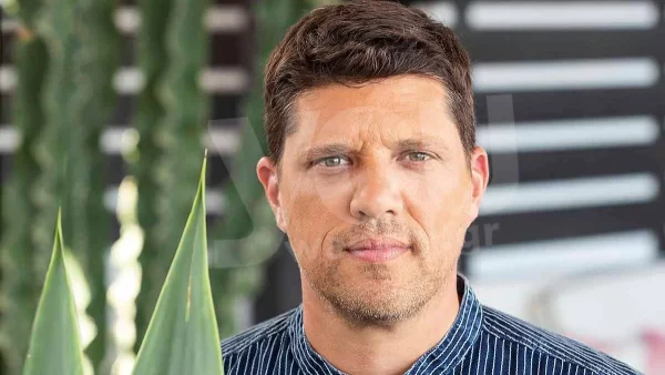 Backstage βίντεο από την συνέντευξη του Αλέξανδρος Παπανδρέου στο νέο τεύχος του YOU