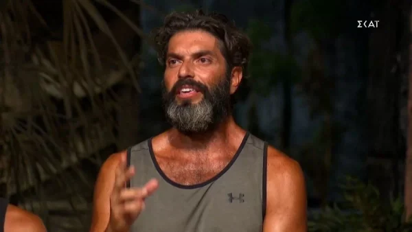 Survivor 5: «Πλάσαρες τόσο καιρό περί ερωτικού για να...» - Η Ασημίνα "έστησε στον τοίχο" τον Μαρτίκα για το ειδύλλιο με την Βρισηίδα