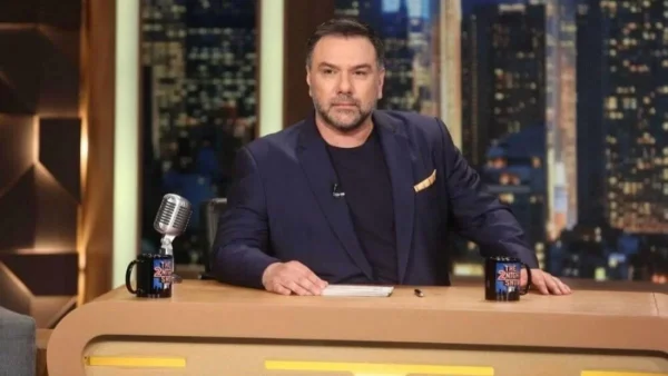 The 2night show: "Έσκασε" από τον ΑΝΤ1 η ανακοίνωση για την εκπομπή του Γρηγόρη Αρναούτογλου