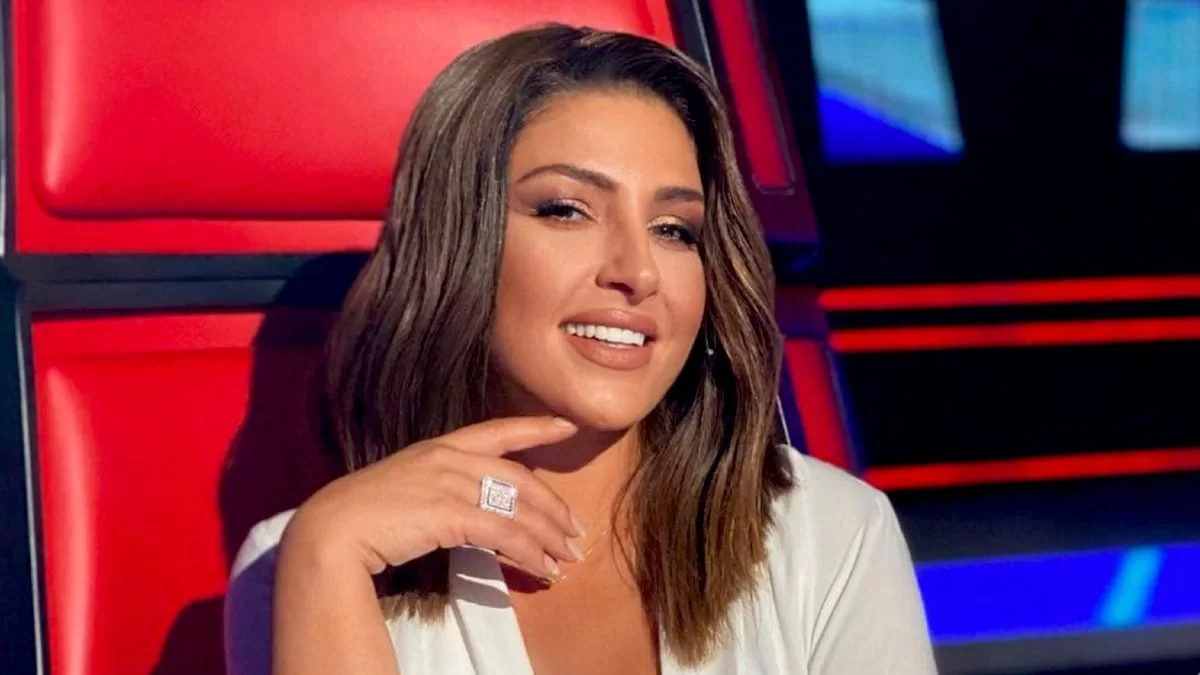 The voice: Πασίγνωστη τραγουδίστρια και fashion icon - Θα πάρει τη θέση της Παπαρίζου στο show