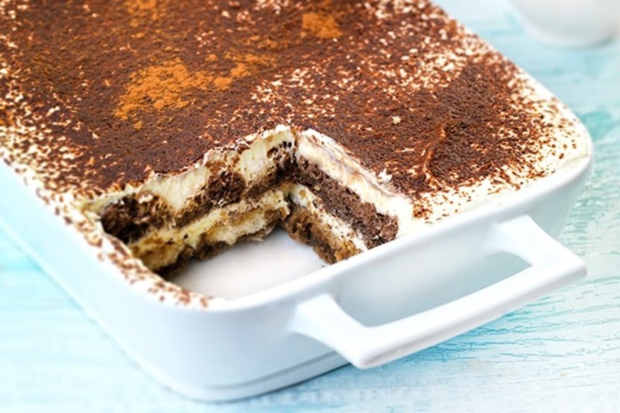 Τιραμισού από την Αργυρώ Μπαρμπαρίγου