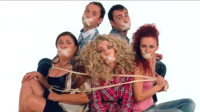 «Ακριβώς 15 χρόνια πριν την ίδια μέρα...» - Το τελευταίο επεισόδιο του Παρά Πέντε "έσκισε" στο Twitter