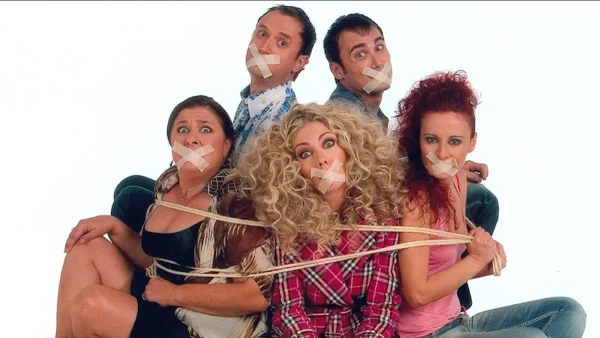 «Ακριβώς 15 χρόνια πριν την ίδια μέρα...» - Το τελευταίο επεισόδιο του Παρά Πέντε "έσκισε" στο Twitter