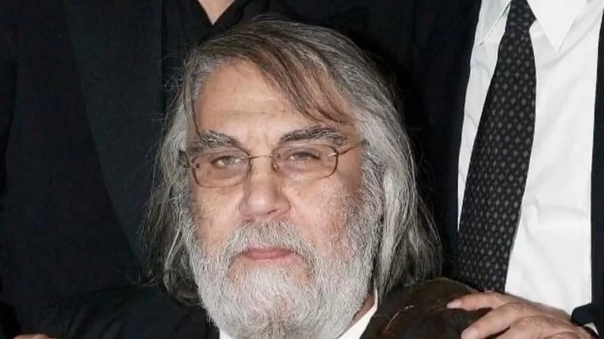 Που αφήνει την "αμύθητη" περιουσία του ο Βαγγέλης Παπαθανασίου - Η άγνωστη ύπαρξη της επί χρόνια συντρόφου του