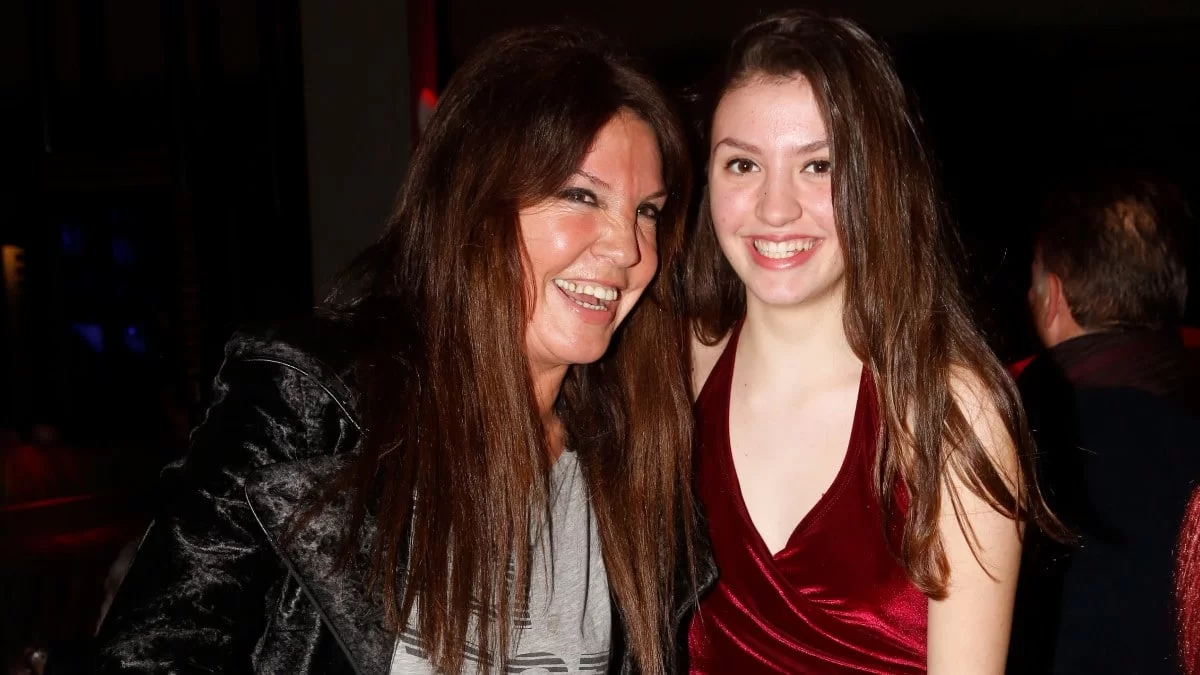 Δύσκολες στιγμές για την Βάνα Μπάρμπα και την 19χρονη κόρη της