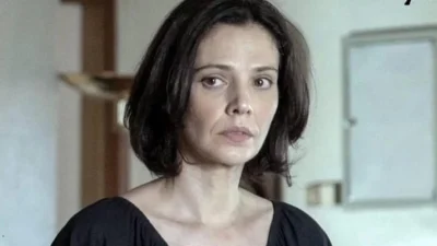 Άσύλληπτη η ομοιότητά τους - Η Μαριλίτα Λαμπροπούλου αγκαλιά με την κόρη της