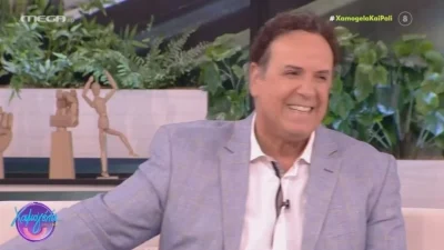 ''Έψαχνα να βρω μια φωτογραφία του, δεν βρήκα...'': Συγκινεί ο Χάρης Ρώμας με αφορμή τη μέρα του Πατέρα