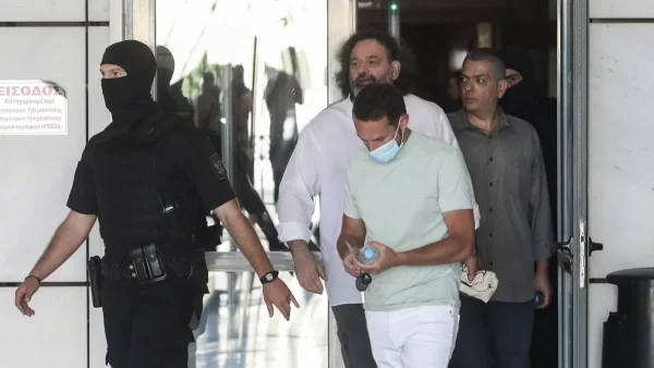 Διεκόπη η δίκη της Χρυσής Αυγής - Τι συνέβη;