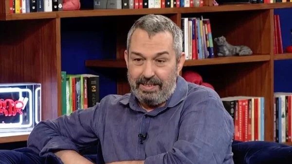 Σπάνια αποκάλυψη από τον Χρήστο Χατζηπαναγιώτη: «Έκανα μαθήματα στη Σταυροπούλου να γίνει ηθοποιός»