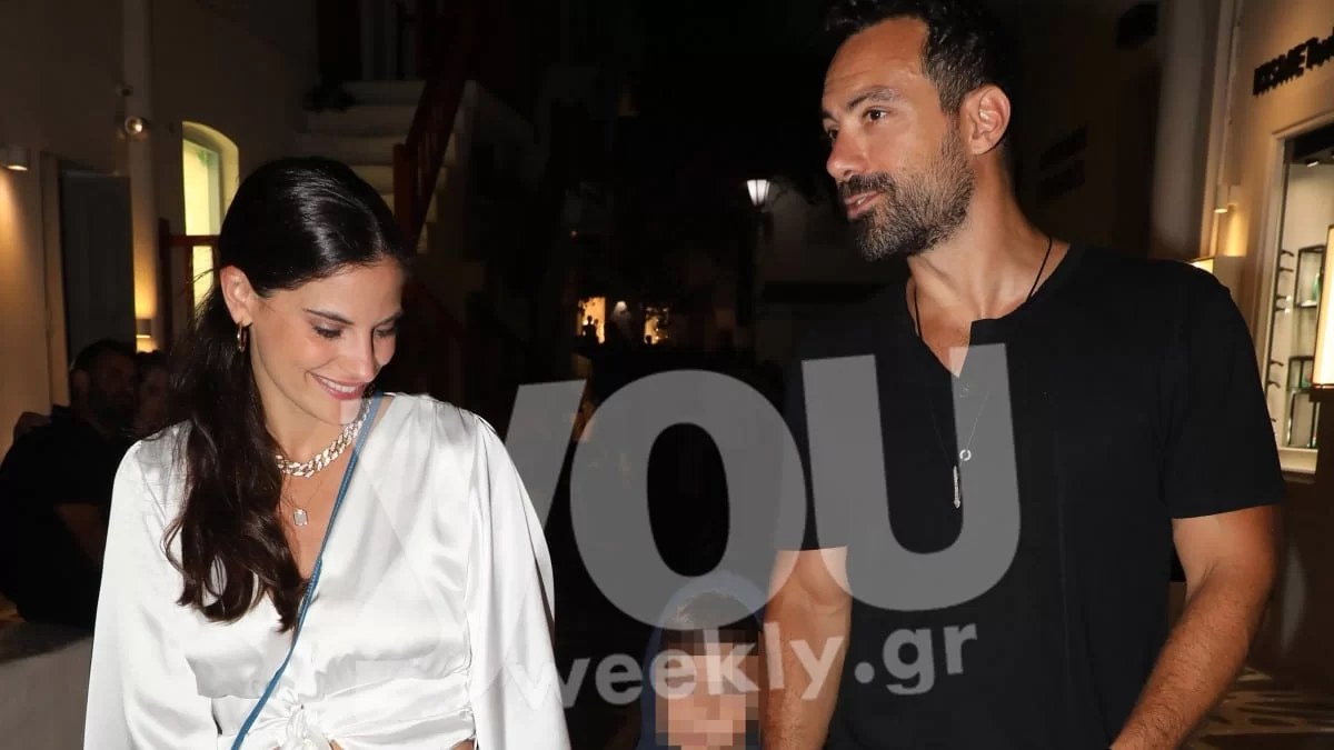 ''Θάμπωσαν'' τα σοκάκια της Μυκόνου με τον αέρα τους - Η βραδινή έξοδος του Τανιμανίδη με την Μπόμπα