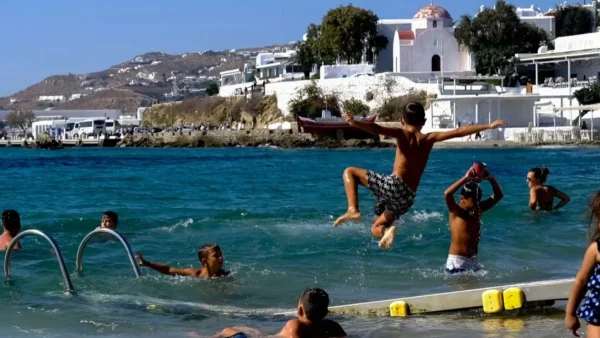 Καιρός 24/7: Συνεχίζεται ο καύσωνας - Πού θα ξεπεράσει τους 40 βαθμούς ο υδράργυρος