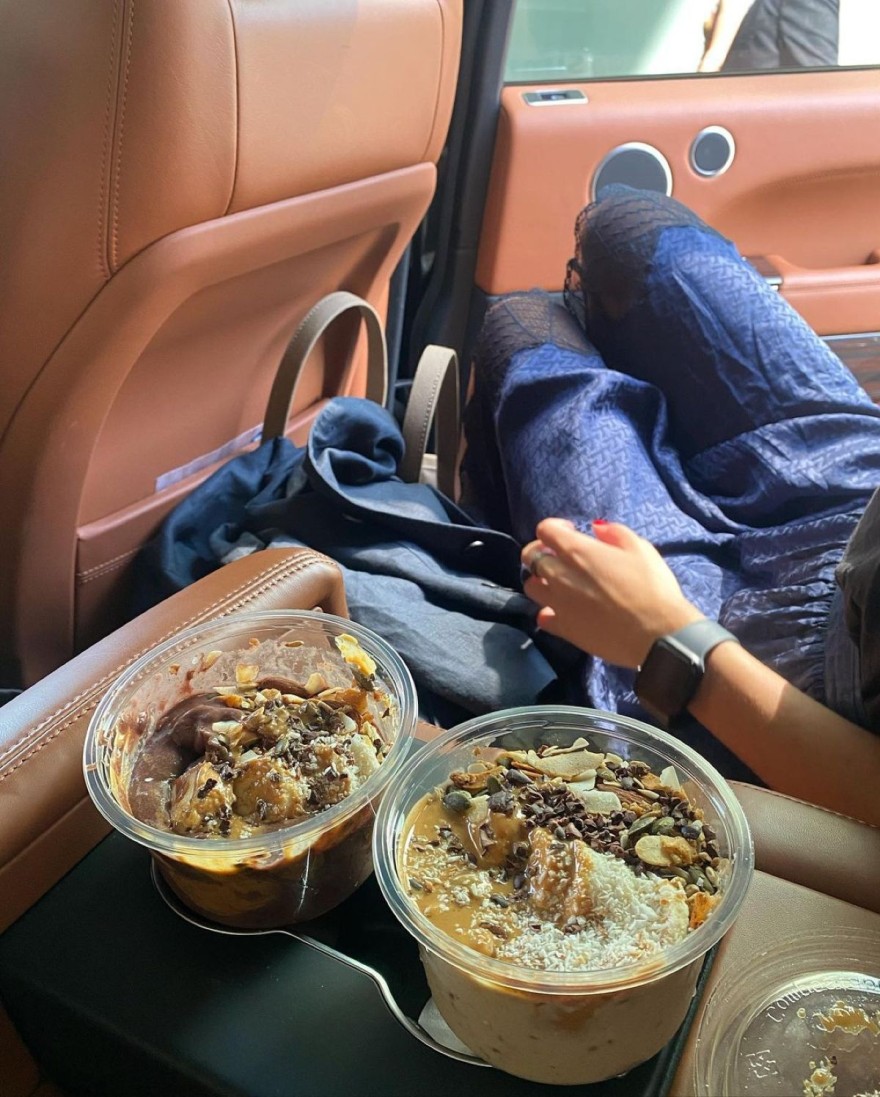 Δανάη Λιβιεράτου - ανάρτηση