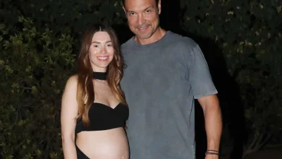 Η εμφάνιση της εγκυμονούσας Ιωάννας Σιαμπάνη με τον σύζυγο της Τζίμη Σταθοκωστόπουλο