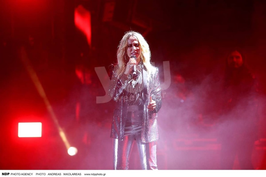 Στη συναυλία της Άννας Βίσση Σοφία & Νίκος Καρβέλας φωτογραφίες