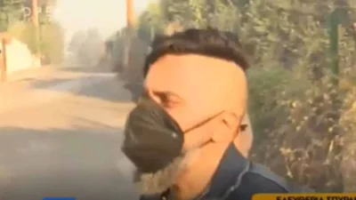 Φωτιά Πεντέλη: Ξέσπασμα άνευ προηγούμένου από κάτοικο -  «Τι θέλετε να κάνετε ακροαματικότητα; Καίγεται το σπίτι μου»