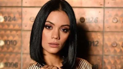 Άννα Αμανατίδου: Η καλλονή του GNTM προκάλεσε εγκεφαλικά με το μπικίνι της στη Μήλο