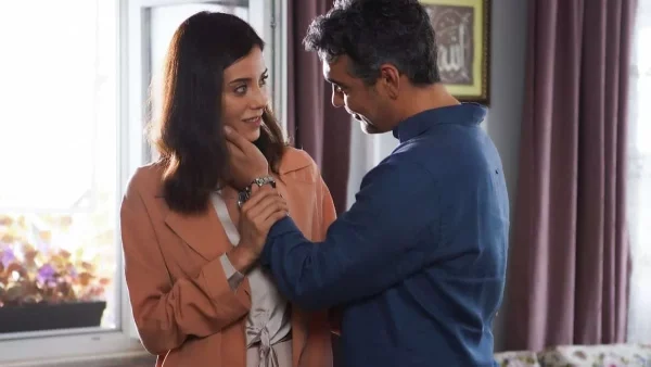 Άπιστος: Ο άντρας της Ασιγιά, την κερατώνει - Πρεμιέρα απόψε 11/7 στο ΣΚΑΙ