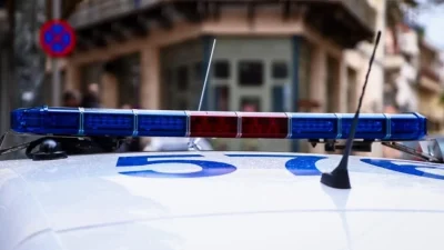 "Γροθιά" στο στομάχι το βίντεο που κάνει το γύρο του διαδικτύου - Πατέρας προσπάθησε να πνίξει το ενός έτους παιδί του