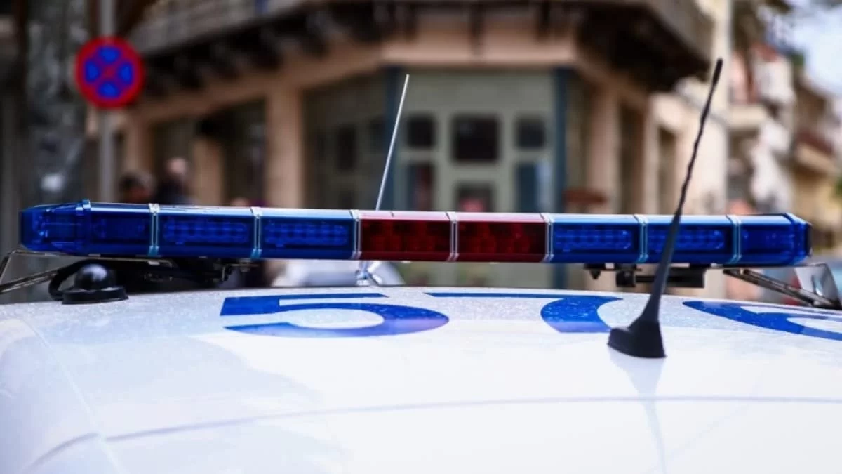 "Γροθιά" στο στομάχι το βίντεο που κάνει το γύρο του διαδικτύου - Πατέρας προσπάθησε να πνίξει το ενός έτους παιδί του