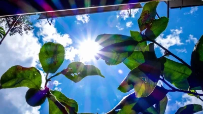 Καιρός (4/7): Αίθριος ο καιρός - Μέχρι πού θα φτάσει η θερμοκρσία