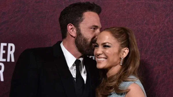 Ασύλληπτο! Αυτός είναι ένας από τους όρους στο προγαμιαίο συμβόλαιο Lopez και Affleck και μας άφησε "κάγκελο"