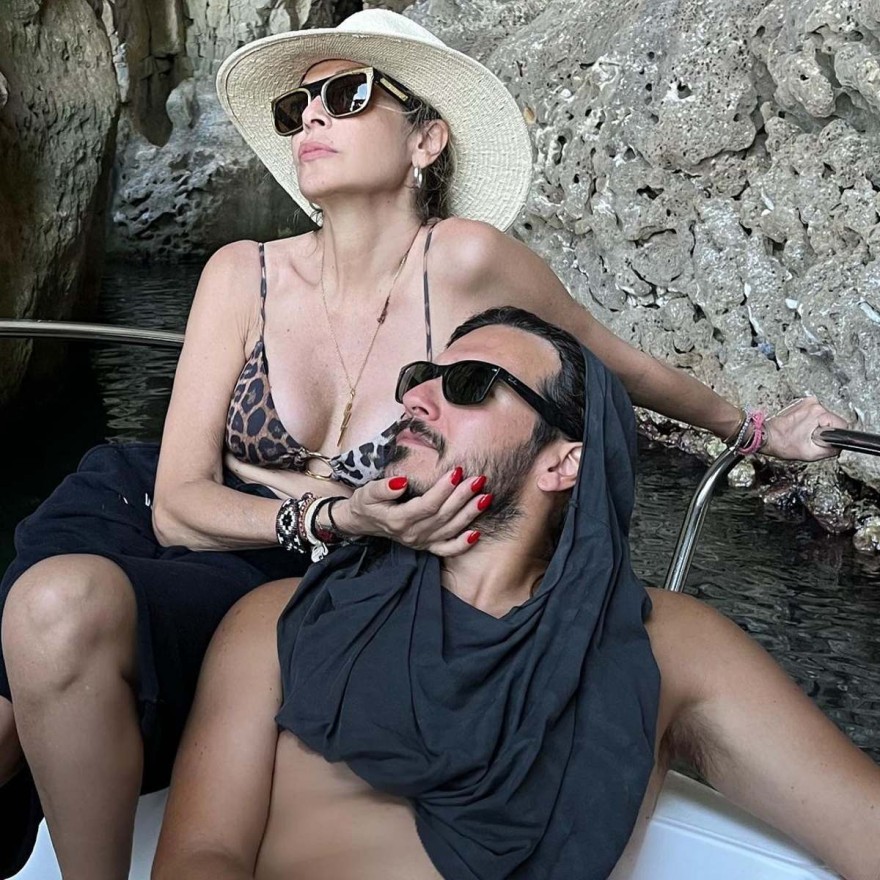 Βίσση  με παρέα