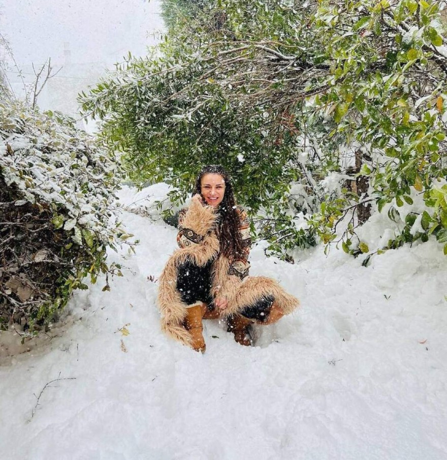 Ελένη Τσολάκη - χιόνια