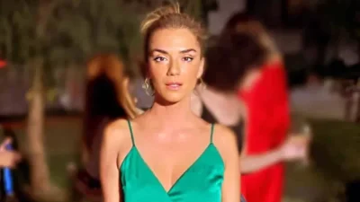 Η Βάσω Λασκαράκη πόζαρε στους δρόμους της Ισπανίας και προκάλεσε πανικό στα social