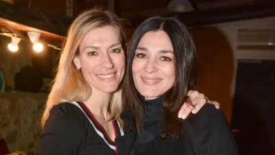 Η Ζέτα Δούκα παραμένει κορμάρα στα 48 της - Καλοκαιρινές διακοπές μαζί με τη Ναυπλιώτου