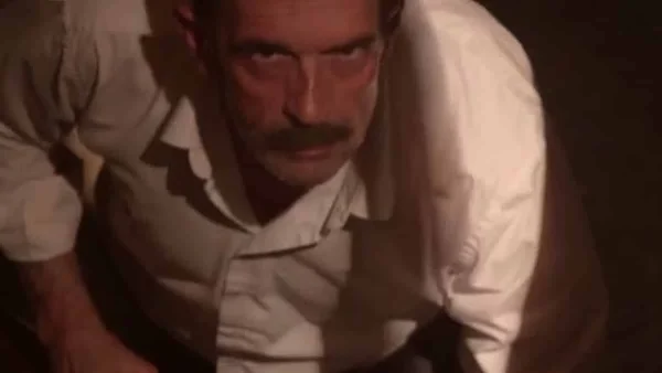 Άγριες Μέλισσες: «Συγγνώμη Ελένη...για όλα!» - Βαρύς θρήνος στο Twitter για τον ηρωικό θάνατο του Δούκα