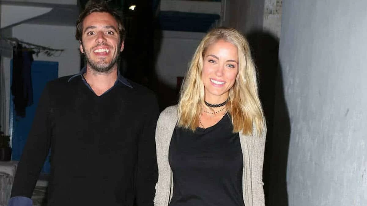 Δούκισσα Νομικού: Γιορτάζει τα γενέθλια του Δημήτρη Θεοδωρίδη με την πιο ευφάνταστη τούρτα