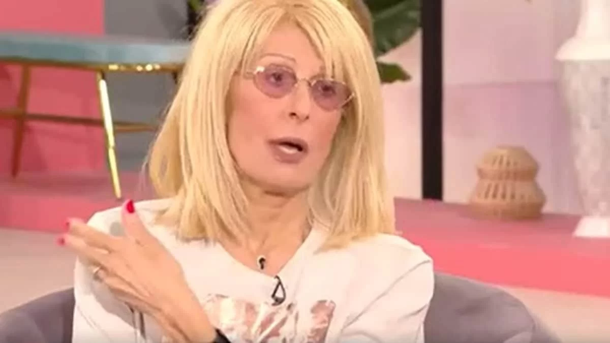 «Η τραπ μουσική έχει κάνει την κοινωνία μας…» - Απασφάλισε η Έυη Δρούτσα στο Open Weekend