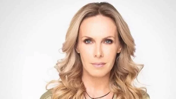 ''Eιλικρινά η ψυχοσύνθεσή μου δεν αντέχει τόσα'' - Συγκλονίζει η Εβελίνα Παπούλια στις νέες της αναρτήσεις