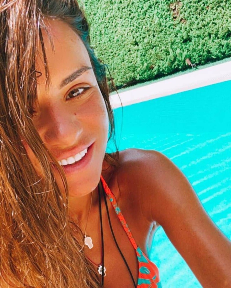 Ελένη Τσολάκη - πισίνα