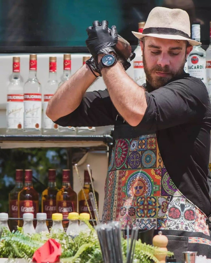 Στο πάρτι της κόρης της Νάντιας Μπουλέ