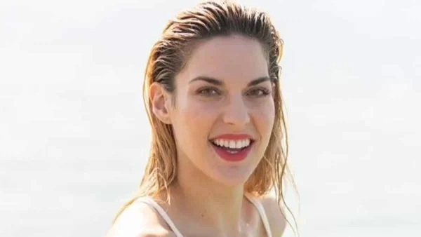 «Η ζωή είναι ωραία» - Το πιο cute βίντεο της Μαντώς Γαστεράτου με τον γιο της και τη φουσκωμένη κοιλίτσα της