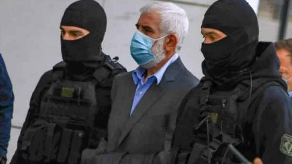Πέτρος Φιλιππίδης: Βρέθηκαν τα 20.000 ευρώ για την εγγύησή του - Πότε αναμένεται να επιστρέψει σπίτι του