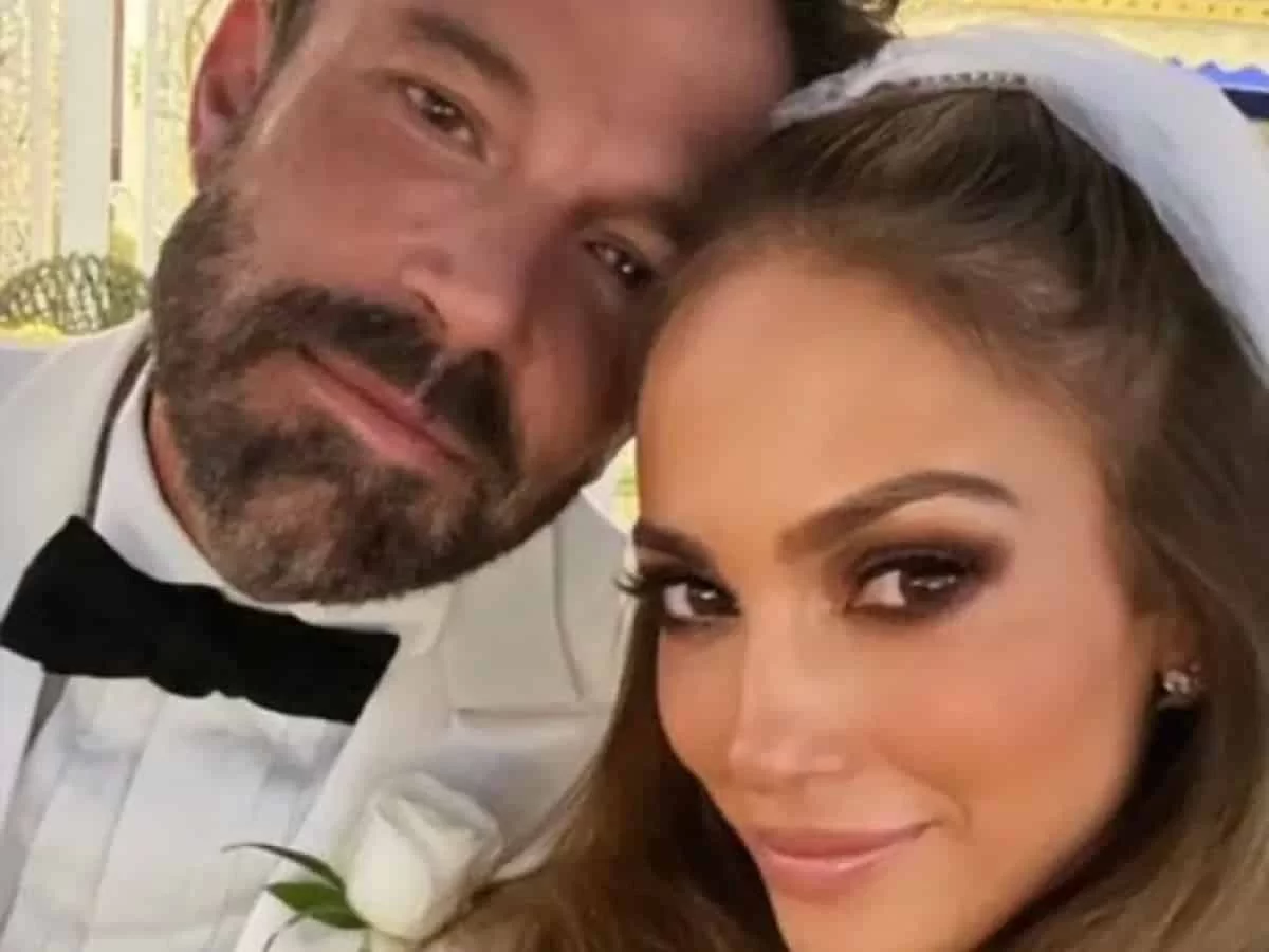 Το είχε φορέσει ξανά - "Σάλος" με το νυφικό της Τζένιφερ Λόπεζ στον γάμο της με τον Μπεν Άφλεκ