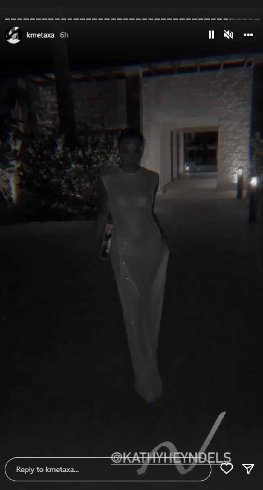 Το απίστευτο φόρεμα της Κόνι Μεταξά στο pre-wedding party της