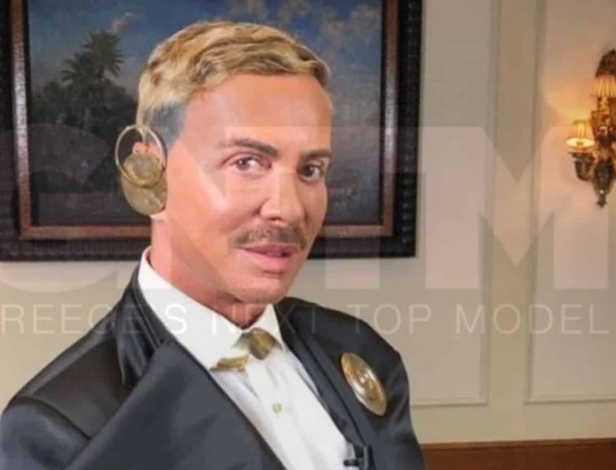 Λάκης Γαβαλάς 