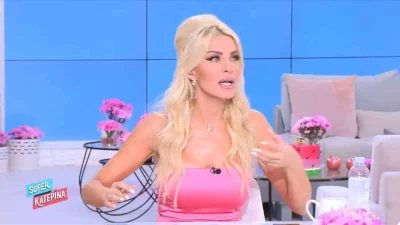 «Κάνετε λάθος» - Τσιτωμένη η Κατερίνα Καινούργιου στον αέρα της εκπομπής της