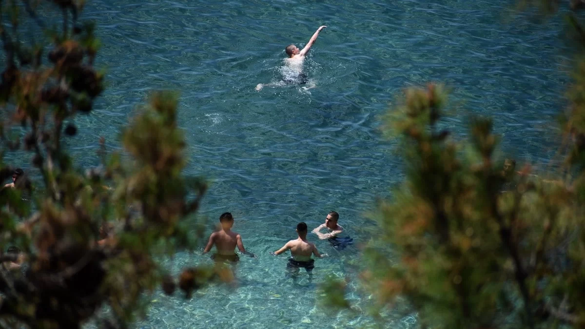 Καιρός (1/7): Ανεβαίνει η θερμοκρασία - Μέχρι πού θα φτάσει ο υδράργυρος