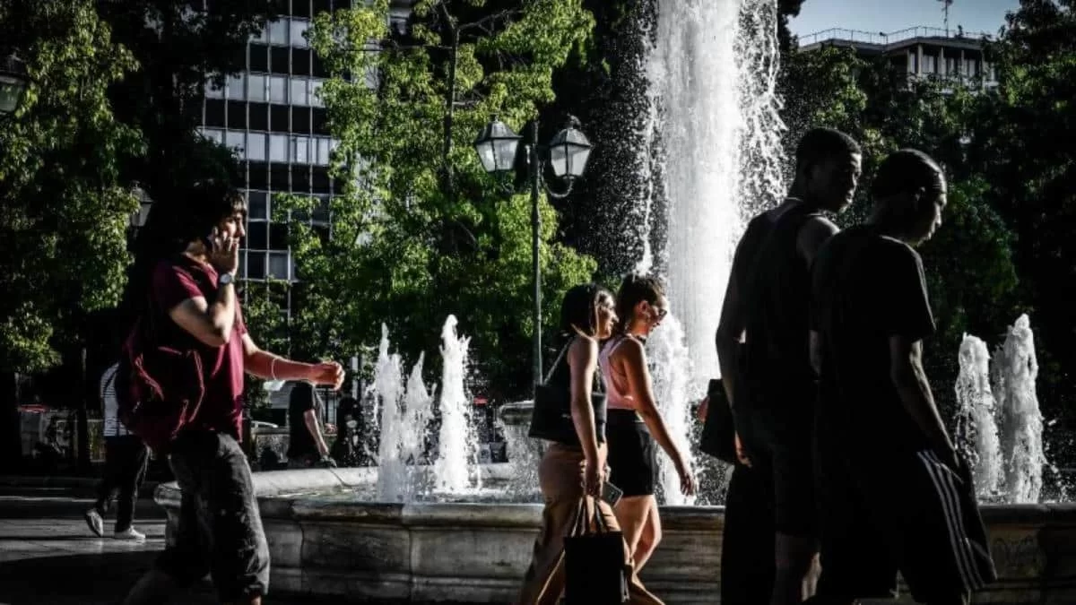 Καιρός (31/7): Παραμένει στα ψηλά ο υδράργυρος - Θα φτάσει μέχρι και...