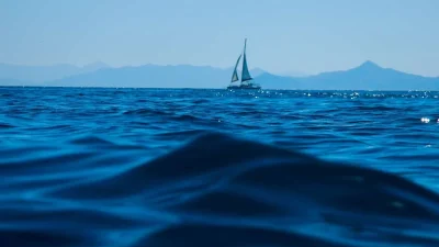 Καιρός 17/7: Μέχρι πόσο θα "χτυπήσει" το θερμόμετρο; - Έως και 8 μποφόρ οι άνεμοι στα πελάγη