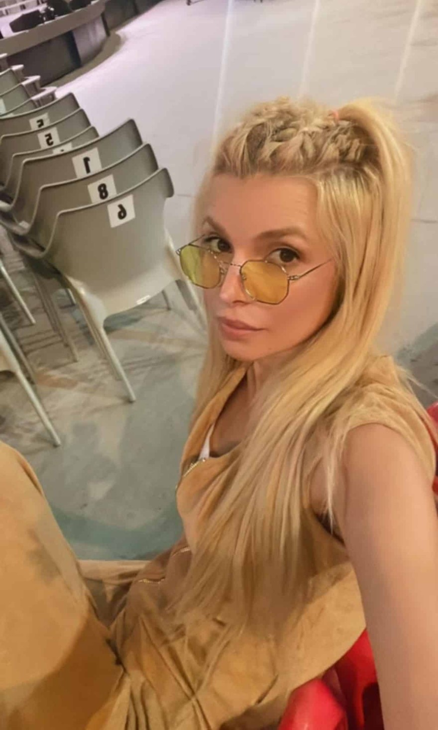 Εσπευσμένα στο χειρουργείο η συνεργάτιδα του Μάρκου Σεφερλή Χριστίνα Καρνέζη