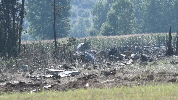 Αεροσκάφος Καβάλα: "Κόβει" την ανάσα η στιγμή της συντριβής του - Οκτώ οι νεκροί από την πτώση